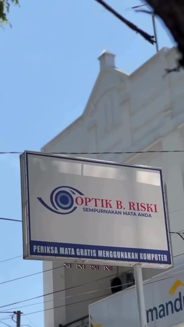 Optik B. Riski Lubuklinggau 1